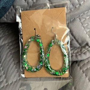 Dangle earrings